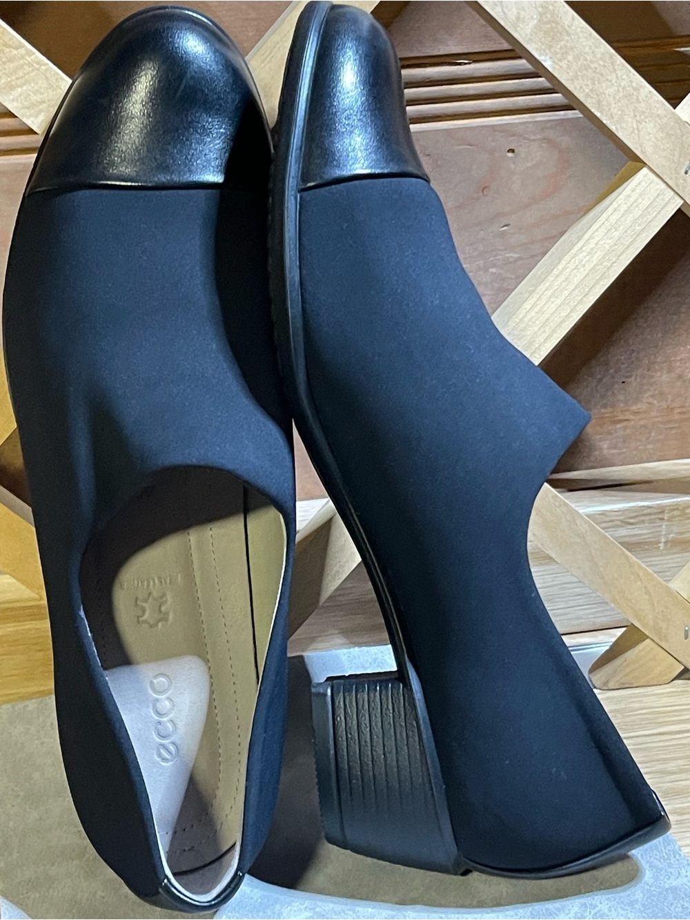 Ecco Black Leather Cap-Toe Block Heel Slip-On Pumps-NWOT / EU Sz 40 -US Sz 9-9.5